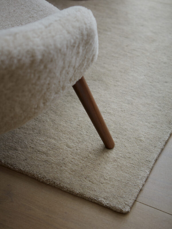 1212 beige